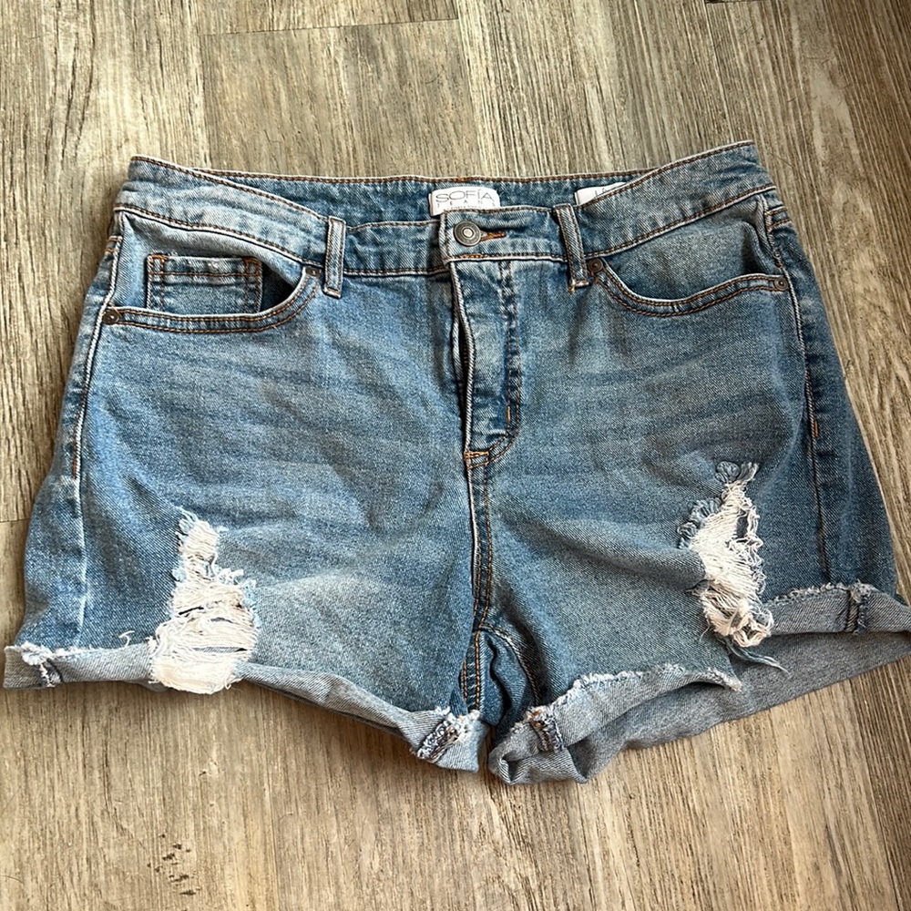 Sofia by Sofia Vegara Lila shorts